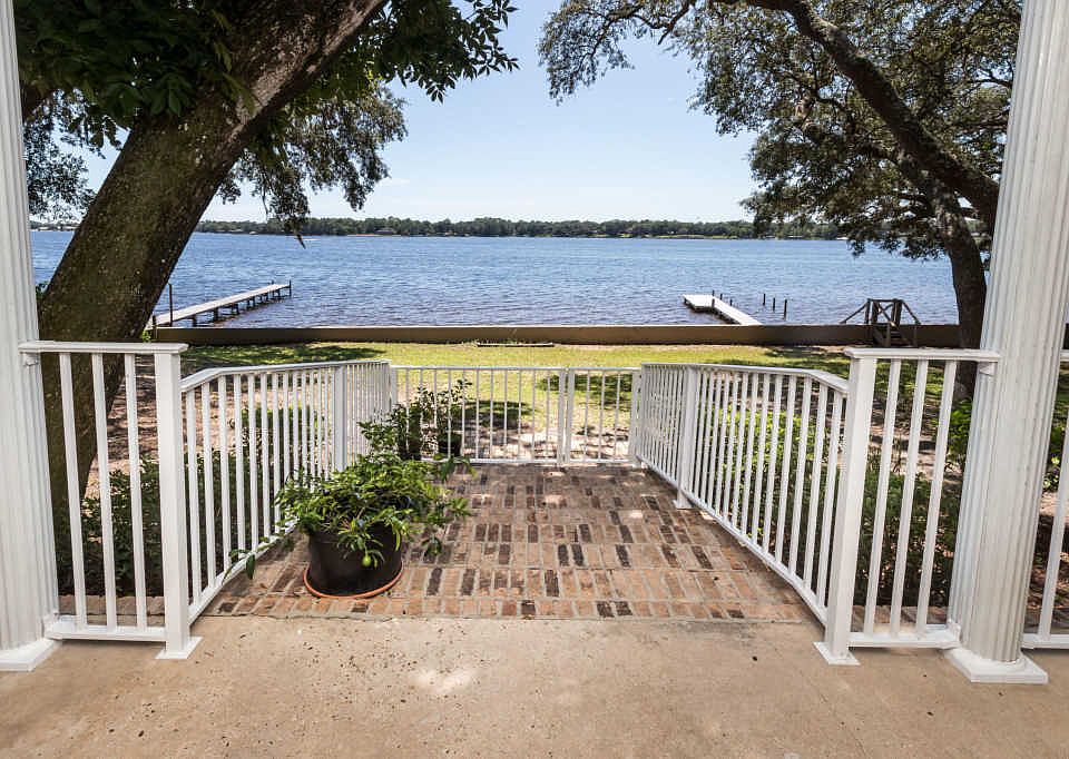 1st image of 1413 Bayshore Dr