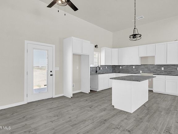 4th image of 1380 Arasian Desert Dr