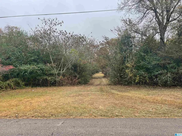 325 9th Ave #7.000, Pleasant Grove, AL 35127