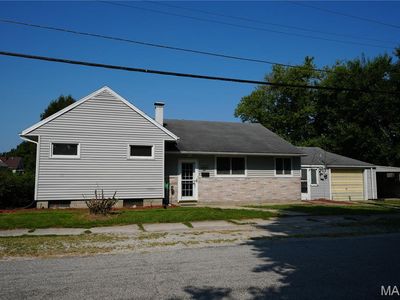 201 N Cherry St, Mount Olive, IL, 62069
