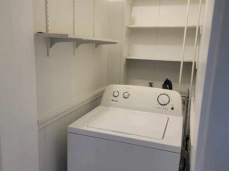 182 Lincoln St #2 — Photo 4