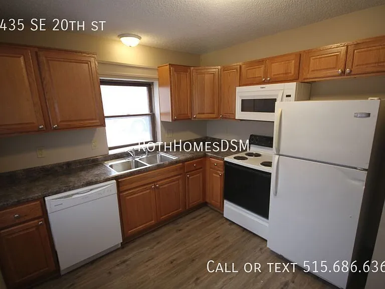 3435 SE 20th St — Photo 3