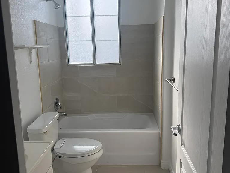 7120 La Tijera Blvd #A102 — Photo 14