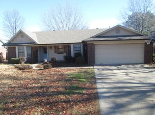 910 Heather Cir, Conway, AR 72034