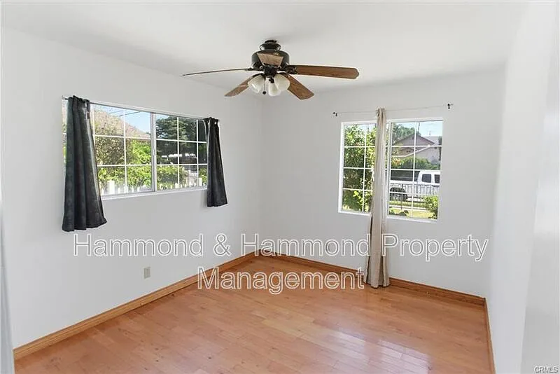 2 bed, 1.0 bath, 610 sqft, $2,995 — Photo 2