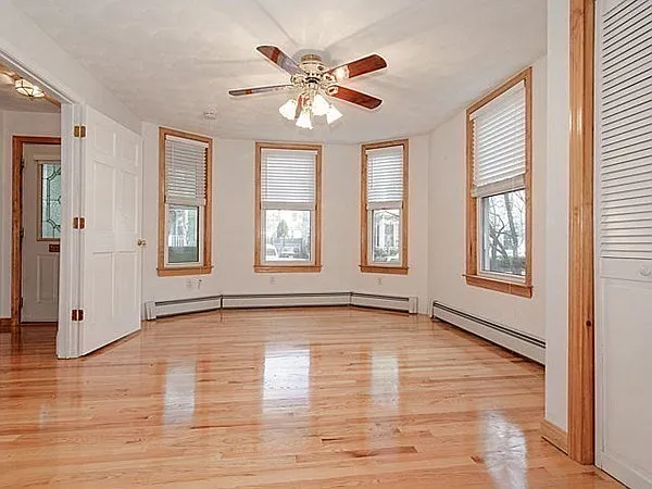 24 Burnside Ave #24 — Photo 11