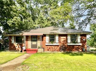 715 S Bodmer Ave, Strasburg, OH