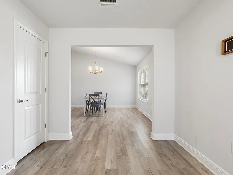 11528 Poston Rd — Photo 10