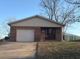 914 Lower New Harmony Rd, Mount Vernon, IN 47620