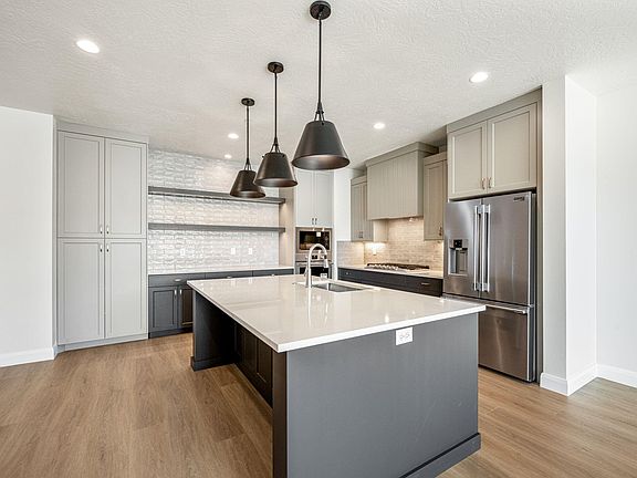 3rd image of 3568 E Amanecer Ln #85