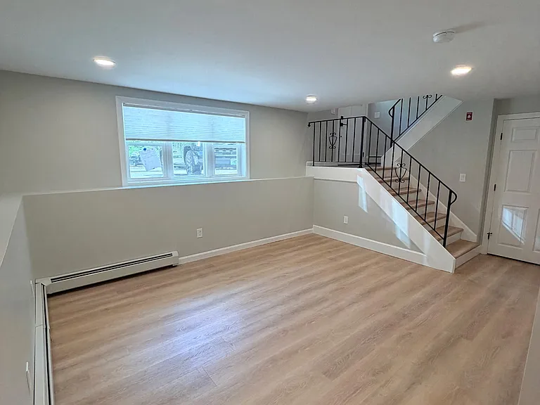 24 Whipple Rd #24A — Photo 8