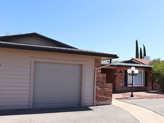 2nd image of 3712 Saint Andrews Dr