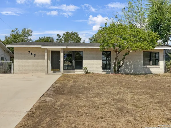 743 UTOPIA LN, San Antonio, TX 78223
