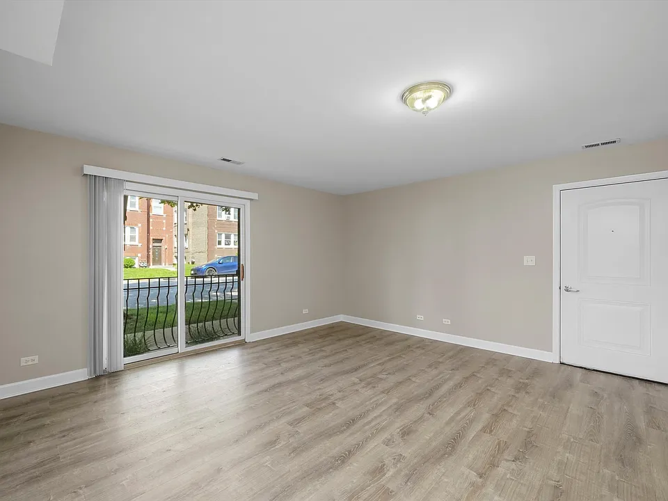 3423 Ridgeland Ave #101-R-1
