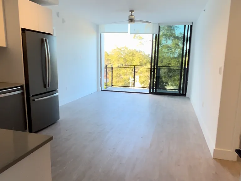 215 Park — Photo 16