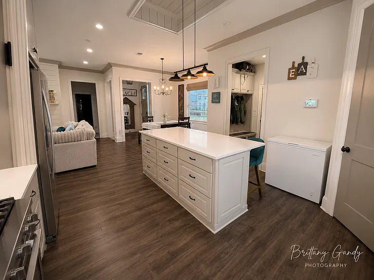8820 Beau Chene Dr — Photo 60