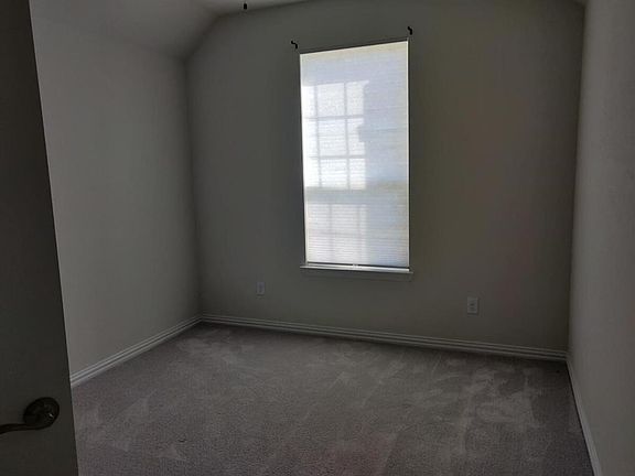 3rd image of 2301 Whitney Ln