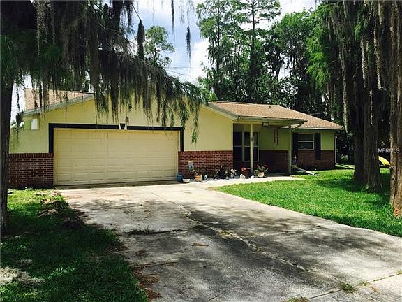 3rd image of 136 Hollyhock Ct