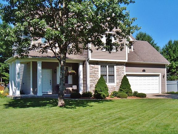 2nd image of 4870 Marilyn Jane Way
