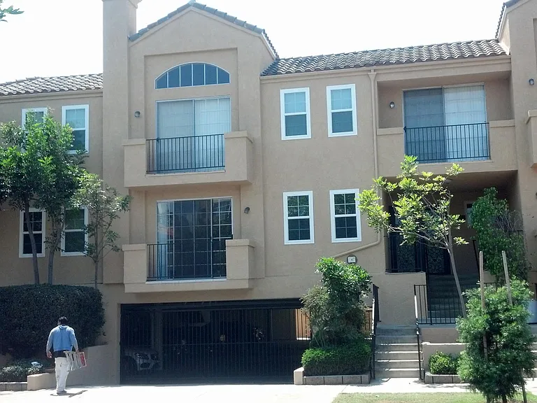3745 Bagley Ave #203 — Photo 1