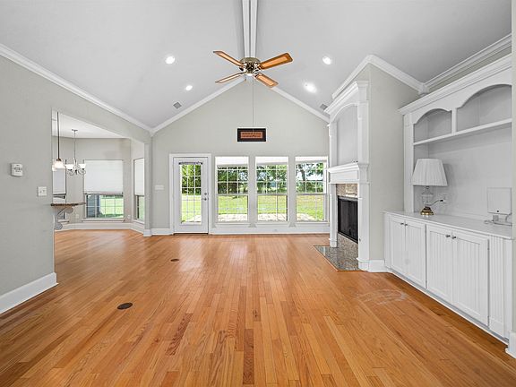 4th image of 14100 County Road 4403