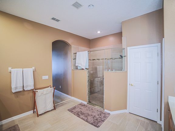 5th image of 13521 Zori Ln