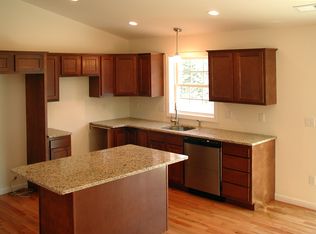 23 Old County Hwy, East Granby, CT 06026