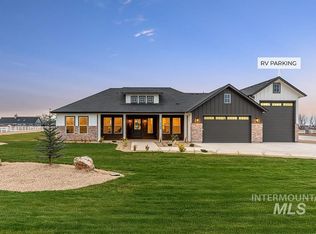 7786 Minam Dr, Middleton, ID 83644