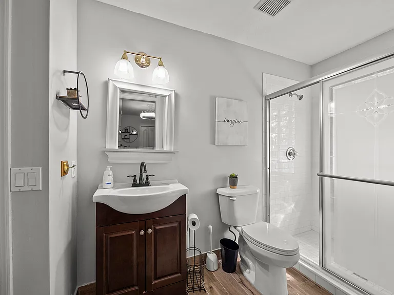 1782 Clydesdale Ave #HOUSE — Photo 18