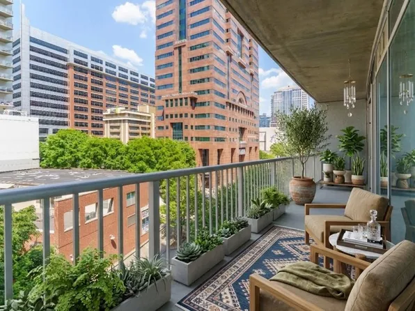 44 Peachtree Pl NW Unit 730, Atlanta, GA 30309