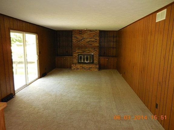 4th image of 2183 Shaw Woods Dr