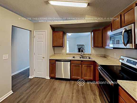 5th image of 2750 Lantana Lakes Dr W