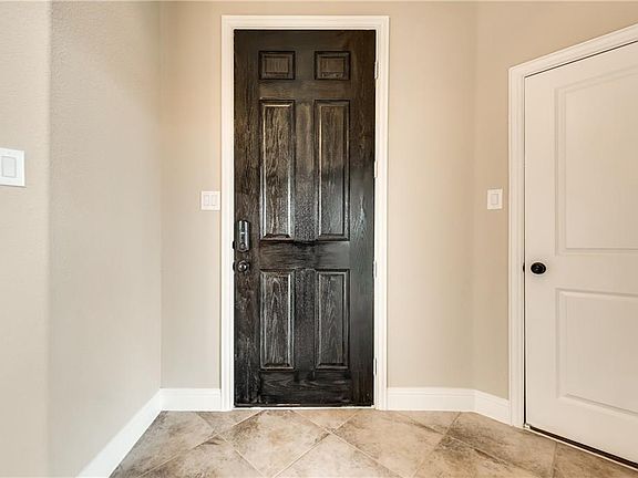 4th image of 1429 Torrent Dr