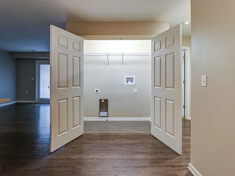 105 Beech St — Photo 32