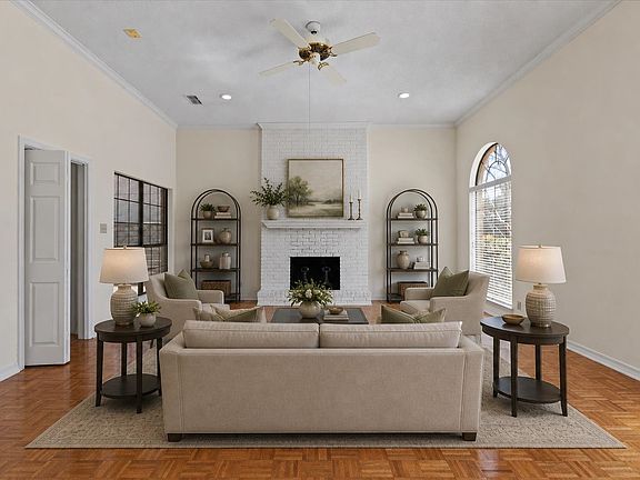 5th image of 14 Palisades Blvd