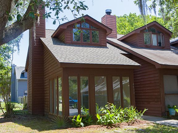 3rd image of 4433 Great Oak Dr