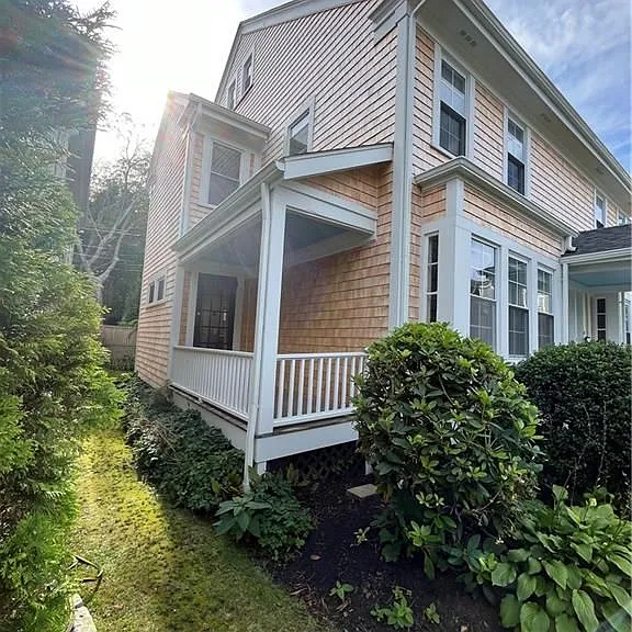 19 Pell St — Photo 21