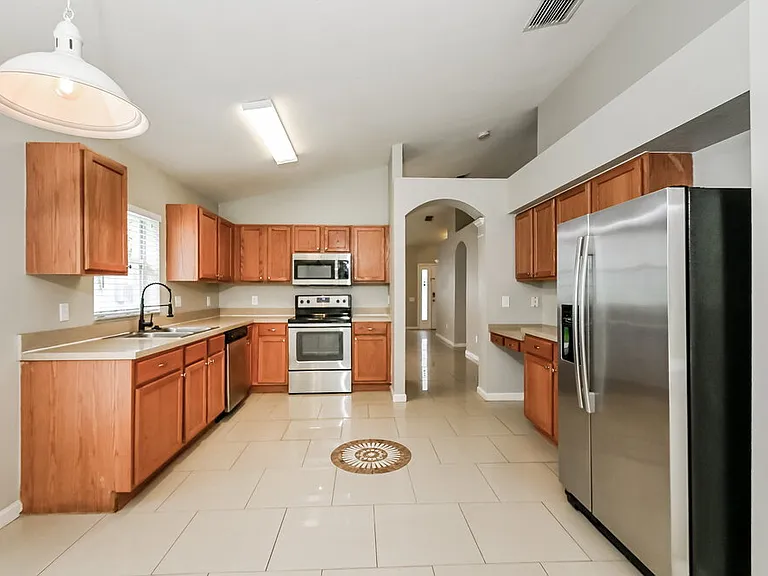 11427 Misty Isle Ln — Photo 10