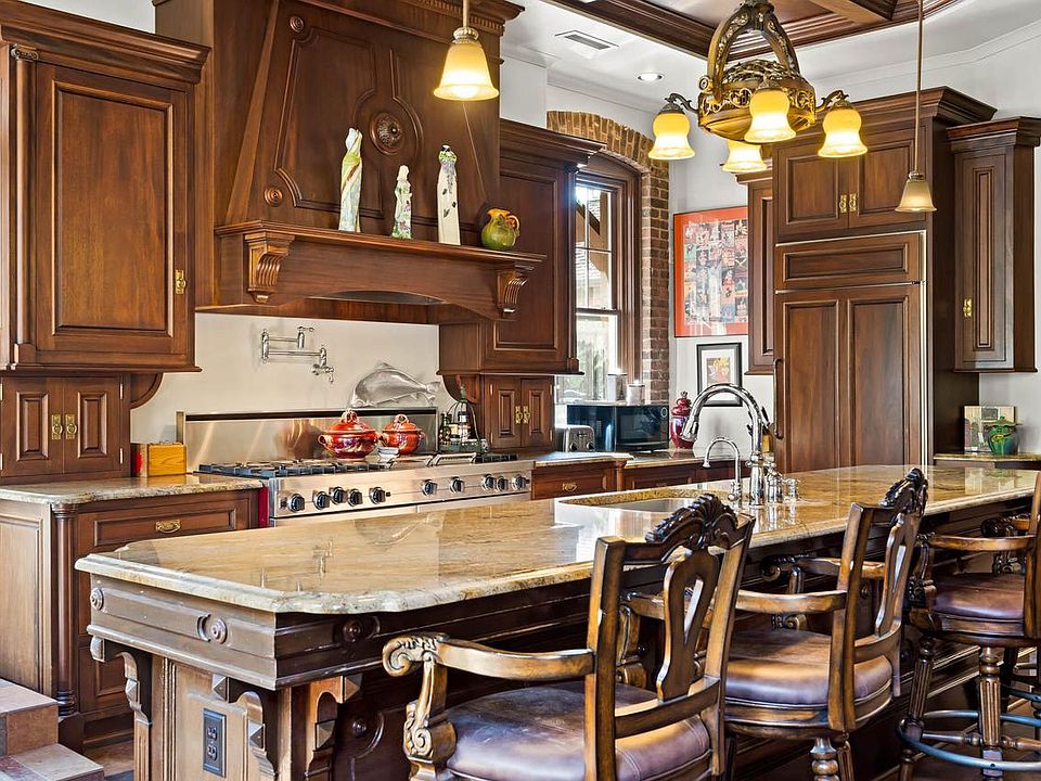 4408 Deer Park Rd, Oconomowoc, WI 53066 MLS 1821404 Zillow