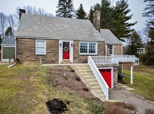 191 Overbrook Rd, Valencia, PA 16059