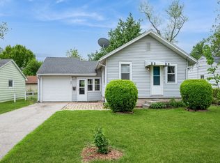 259 25th Ave SW, Cedar Rapids, IA 52404