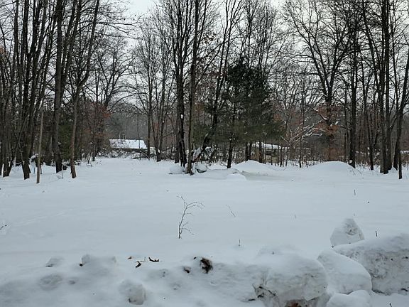 3rd image of 50519 County Road 388