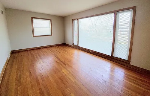 185 N. 90th St. - *$500 Rent Credit If Moved In By 10/1* Cozy 3 Bedroom Single Family Home *Watch... — Photo 4
