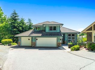 35819 Regal Pkwy, Abbotsford, BC V3G 2W2