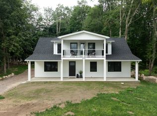 238 Deepwood Dr, Hebron, CT 06231
