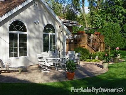 2nd image of 260 Forest Dr