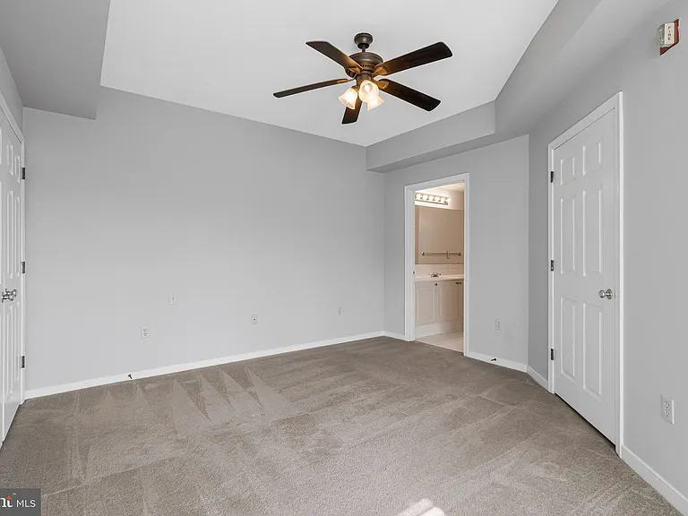 1625 International Dr #321 — Photo 14