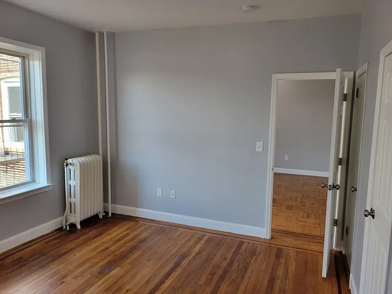 166 Summit — Photo 32