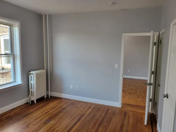 166 Summit Avenue image 24 of 40