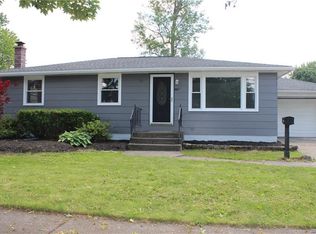 867 Remington Dr, North Tonawanda, NY 14120